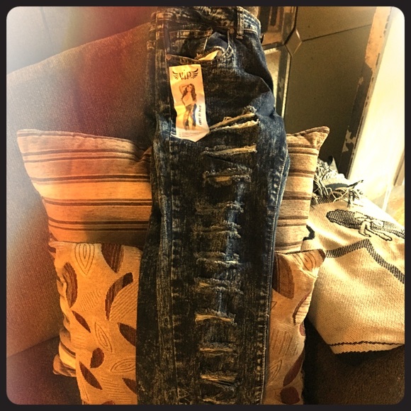Distressed Denim Jeans - Picture 1 of 2